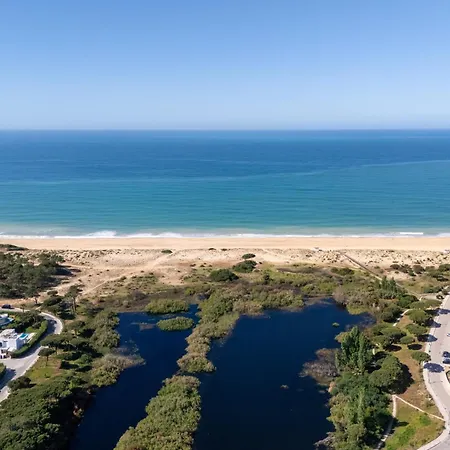 The - * Vale do Lobo